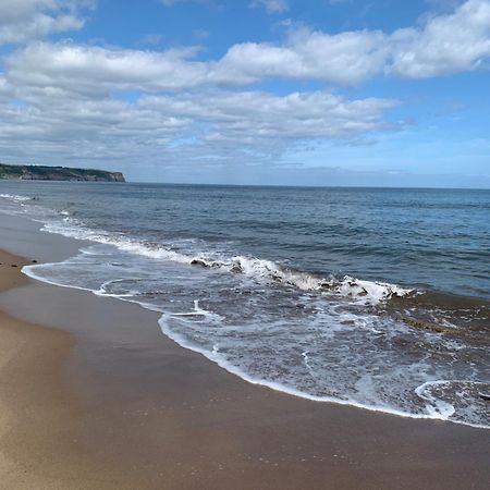 Seaspray Boutique Whitby Apartment ภายนอก รูปภาพ